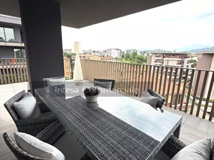 Immagine 5 di Appartamento in vendita  in VIA BISSOLATI a Brescia