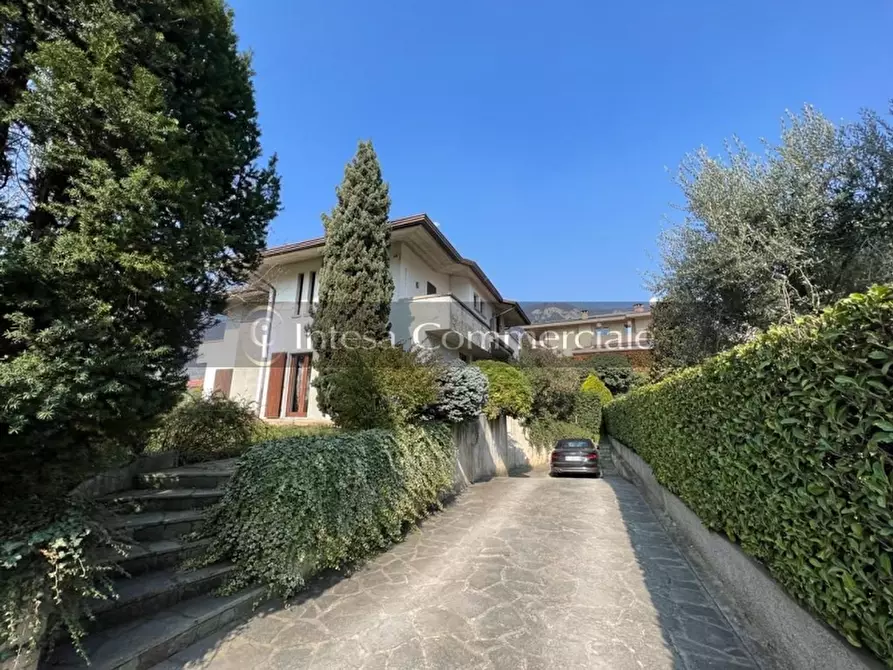 Immagine 1 di Villa in vendita  a Botticino