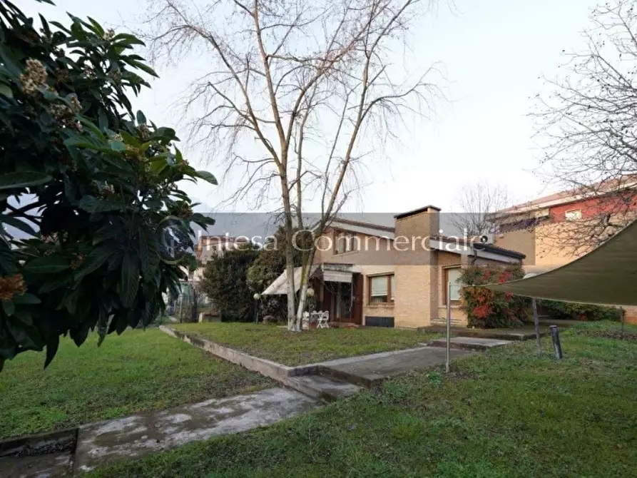 Immagine 1 di Villa in vendita  a Botticino