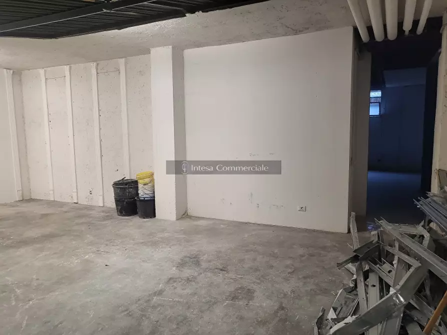 Immagine 9 di Magazzino in vendita  in VIA LAMARMORA a Brescia