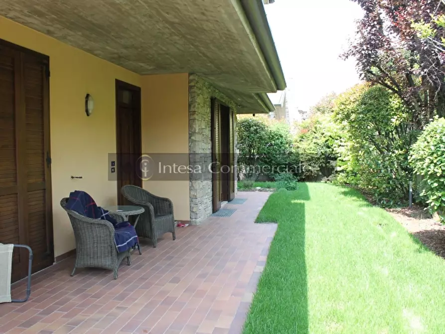 Immagine 5 di Villa in vendita  a Concesio