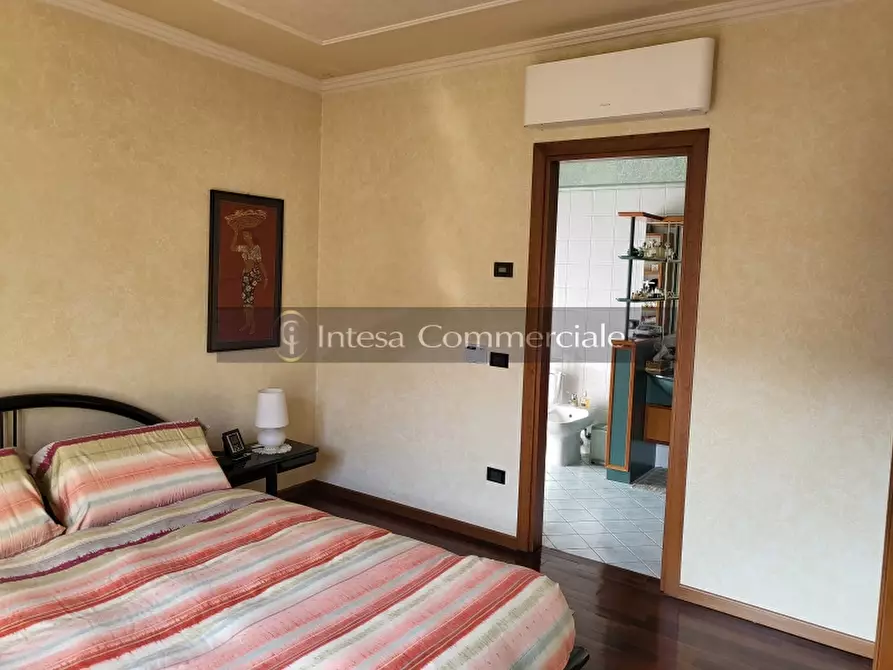 Immagine 13 di Villa in vendita  a Concesio