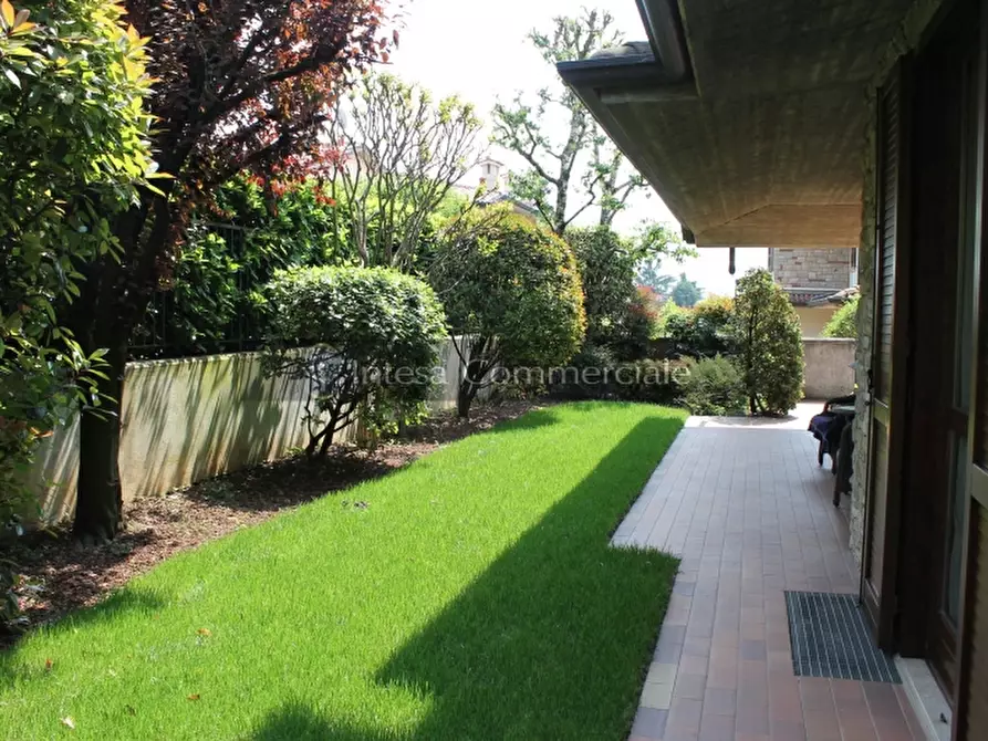 Immagine 6 di Villa in vendita  a Concesio