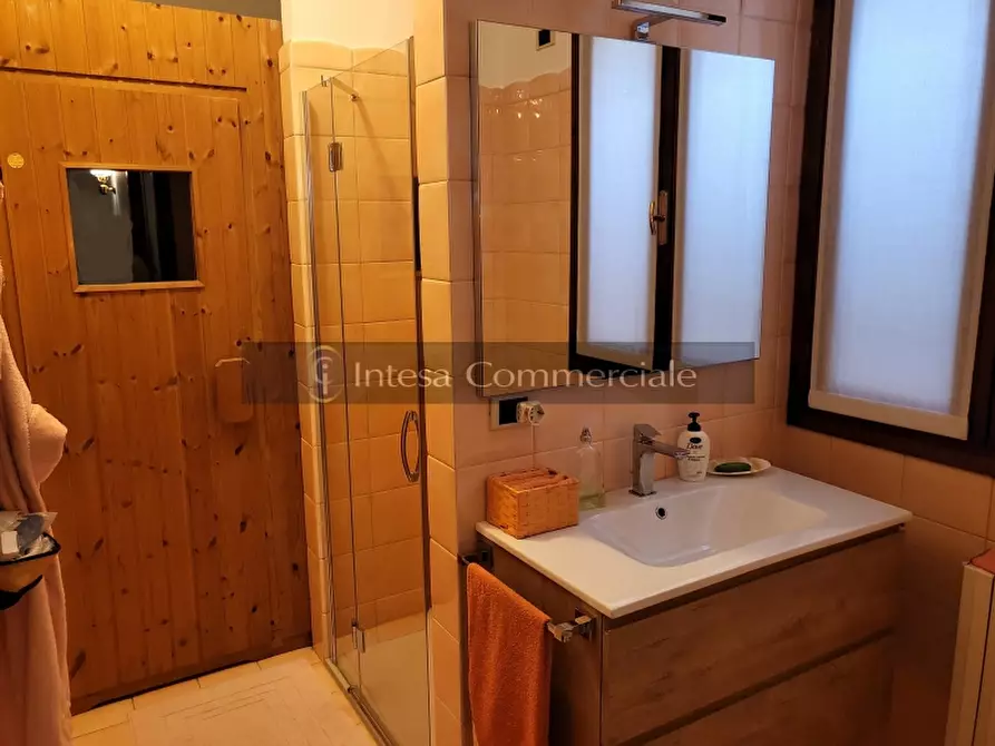 Immagine 24 di Villa in vendita  a Concesio