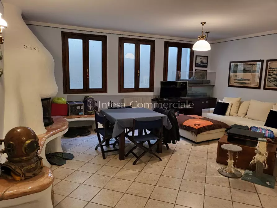 Immagine 22 di Villa in vendita  a Concesio