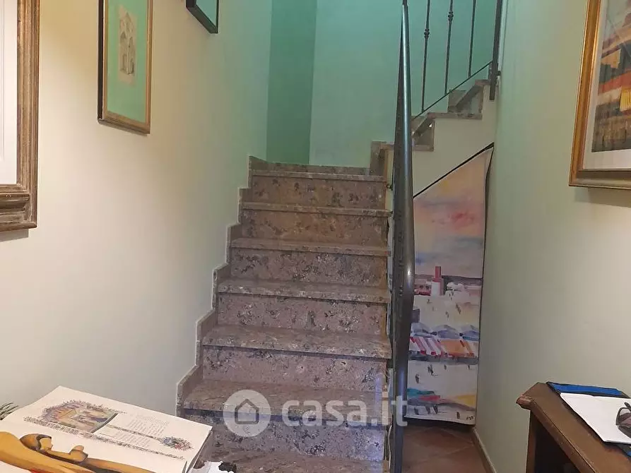 Immagine 10 di Casa indipendente in vendita  a Pistoia