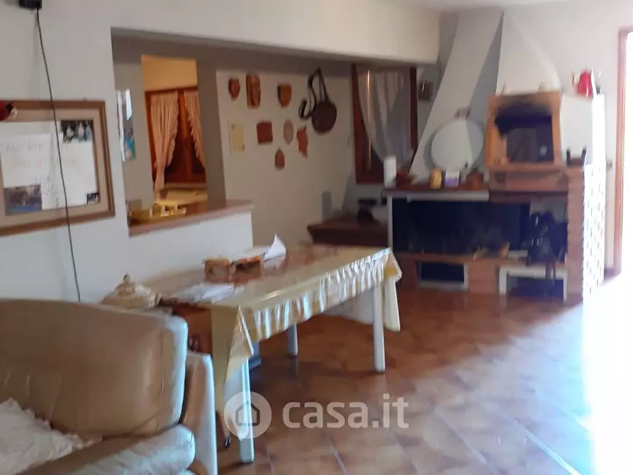 Immagine 6 di Casa bifamiliare in vendita  a Marliana