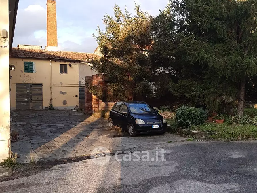 Immagine 1 di Rustico / casale in vendita  a Montale