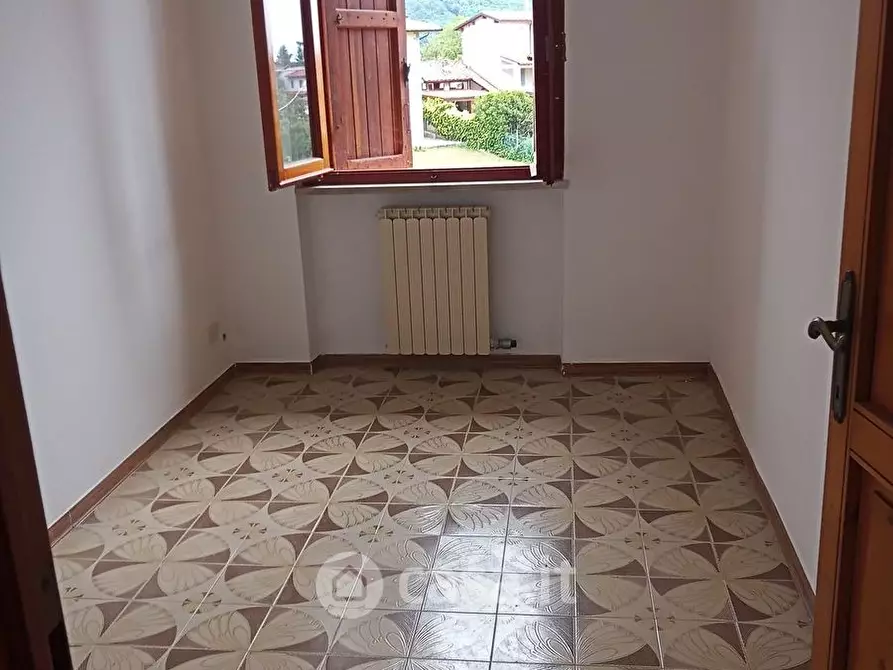 Immagine 14 di Casa bifamiliare in vendita  a Marliana