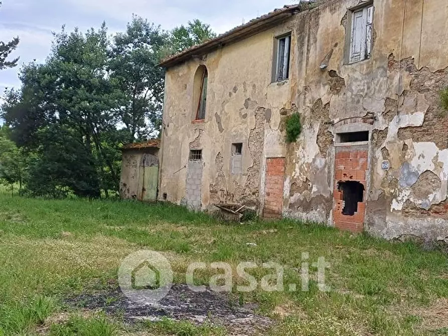 Immagine 1 di Rustico / casale in vendita  a Pistoia