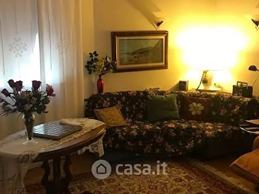Immagine 8 di Villa in vendita  a Pistoia