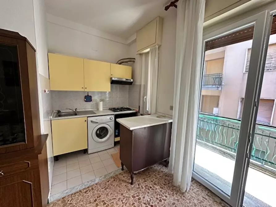 Immagine 26 di Appartamento in vendita  a Loano