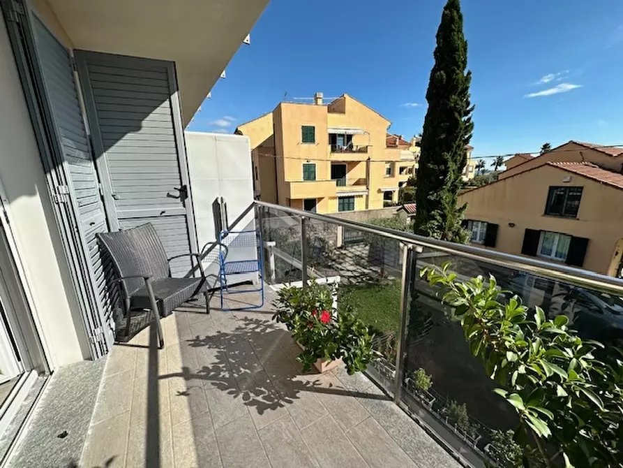 Immagine 21 di Appartamento in vendita  in VIA SANT'ISIDORO 3 a Loano