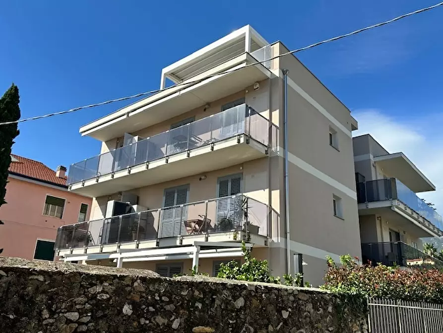 Immagine 5 di Appartamento in vendita  in VIA SANT'ISIDORO 3 a Loano