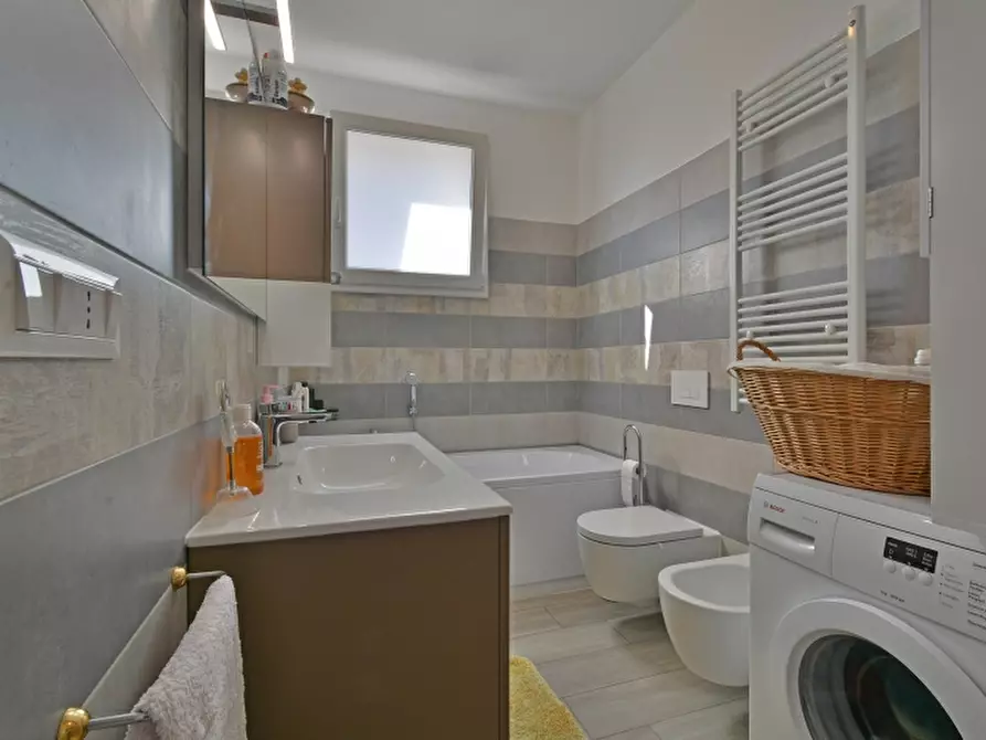 Immagine 31 di Appartamento in vendita  in VIA SANT'ISIDORO 3 a Loano