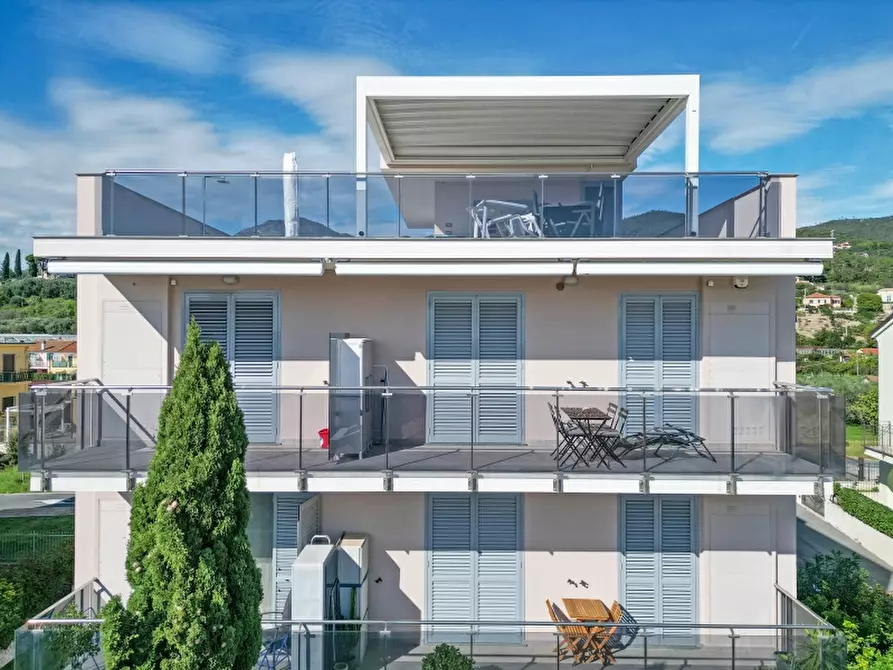 Immagine 33 di Appartamento in vendita  in VIA SANT'ISIDORO 3 a Loano