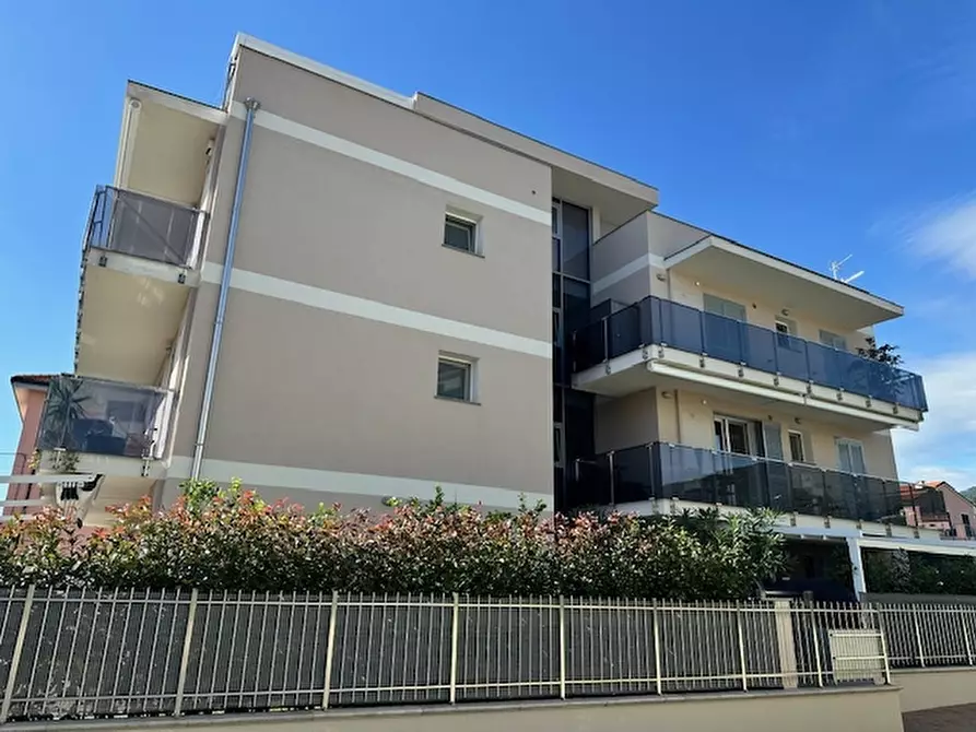 Immagine 7 di Appartamento in vendita  in VIA SANT'ISIDORO 3 a Loano