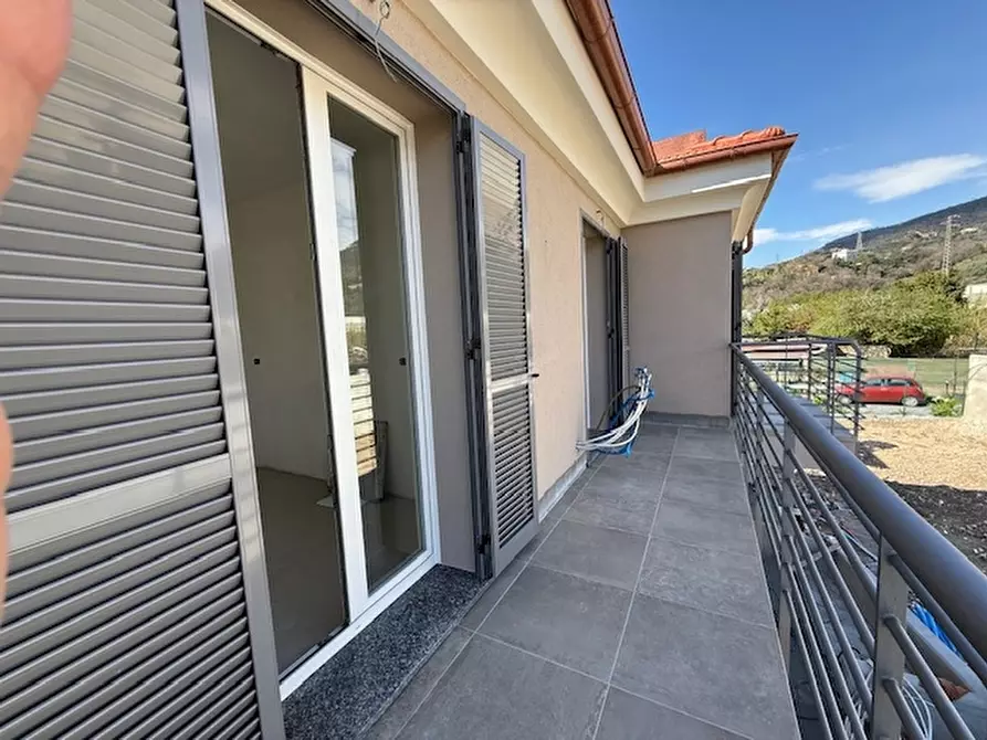 Immagine 11 di Appartamento in vendita  a Loano