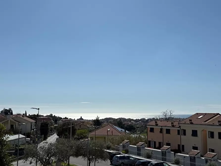 Immagine 15 di Appartamento in vendita  a Loano