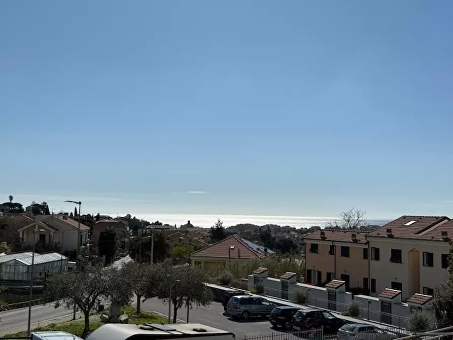 Immagine 20 di Appartamento in vendita  a Loano