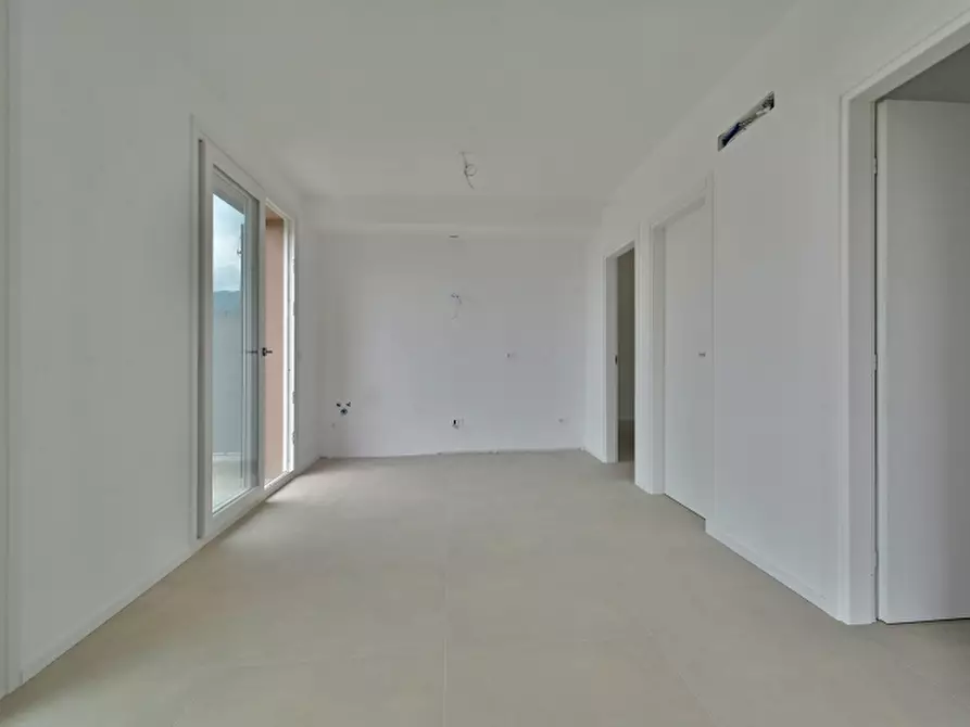 Immagine 24 di Appartamento in vendita  a Loano