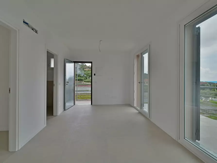 Immagine 27 di Appartamento in vendita  a Loano