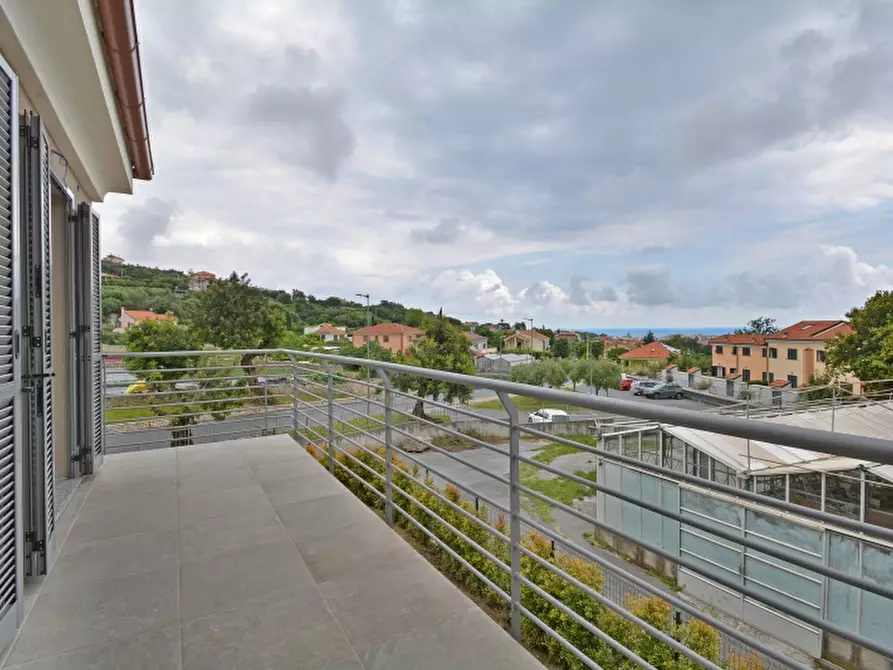 Immagine 35 di Appartamento in vendita  a Loano