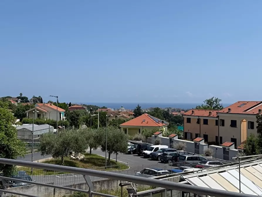 Immagine 3 di Appartamento in vendita  a Loano