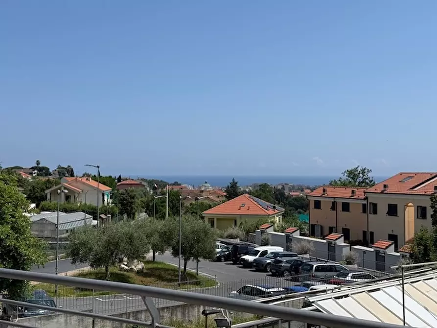 Immagine 38 di Appartamento in vendita  a Loano