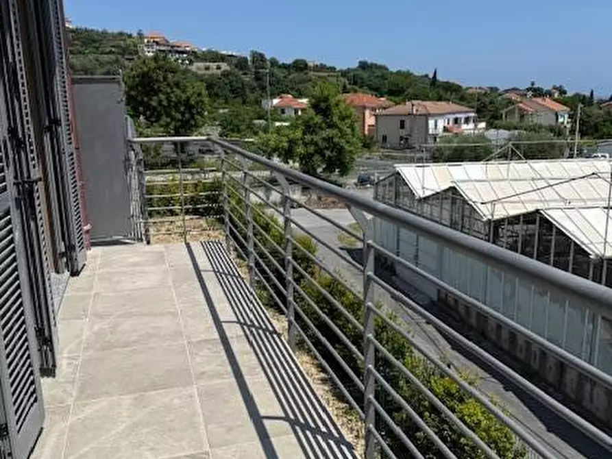 Immagine 39 di Appartamento in vendita  a Loano