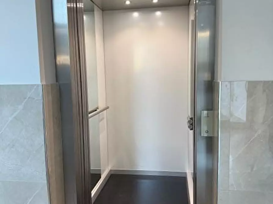 Immagine 23 di Appartamento in vendita  a Loano