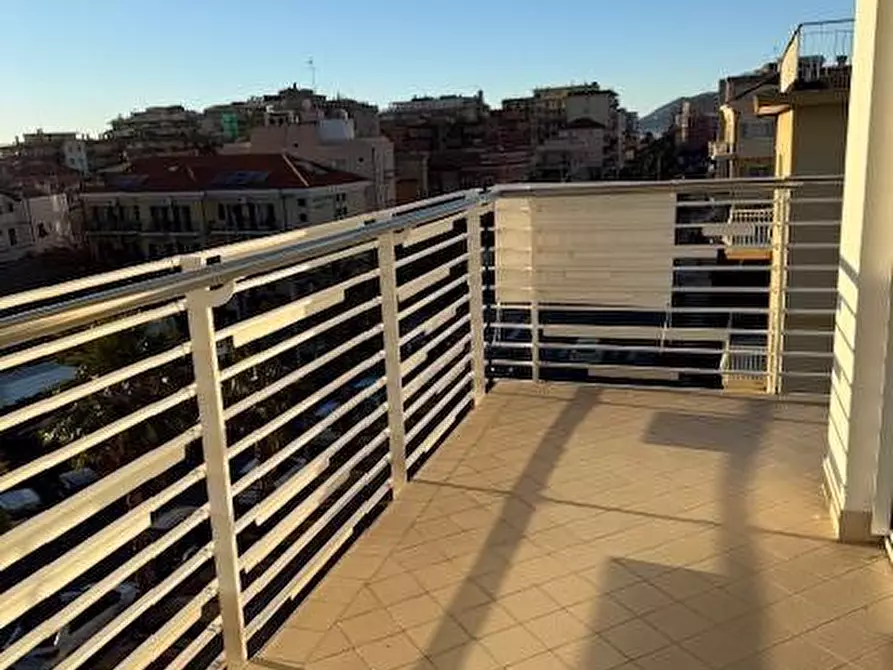 Immagine 6 di Appartamento in vendita  a Loano