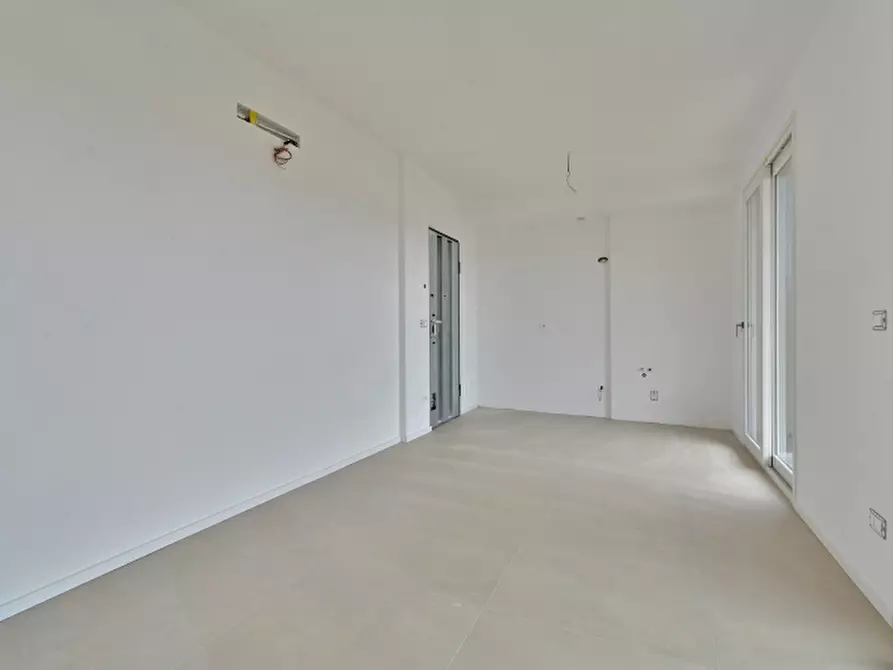 Immagine 12 di Appartamento in vendita  a Loano