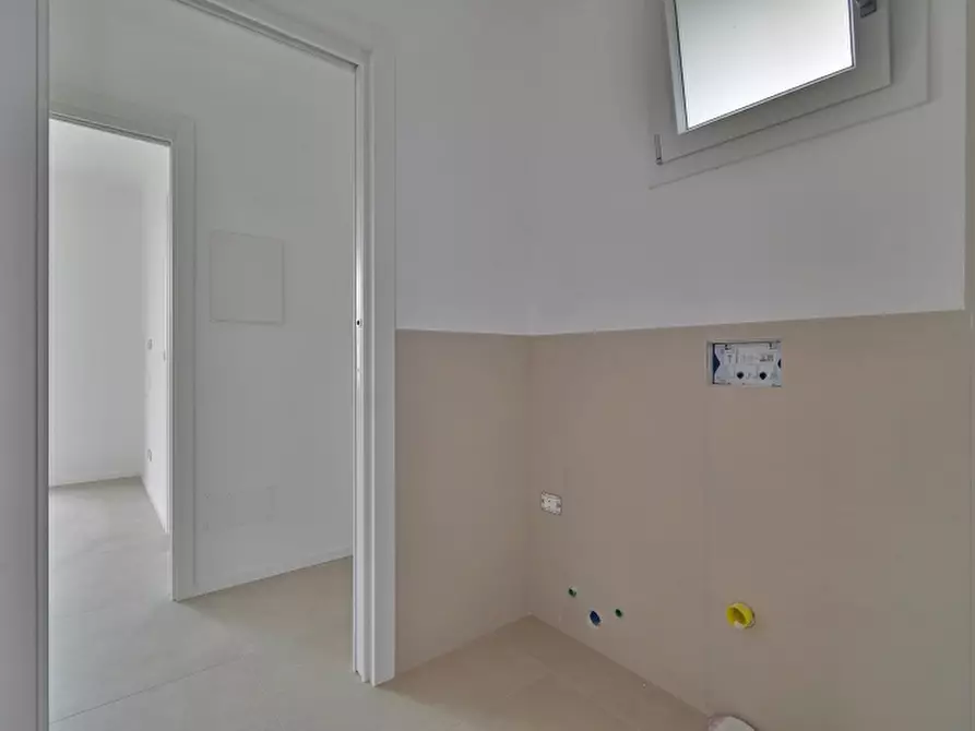 Immagine 24 di Appartamento in vendita  a Loano