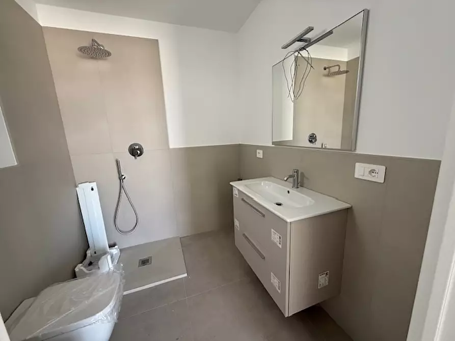 Immagine 38 di Appartamento in vendita  a Loano