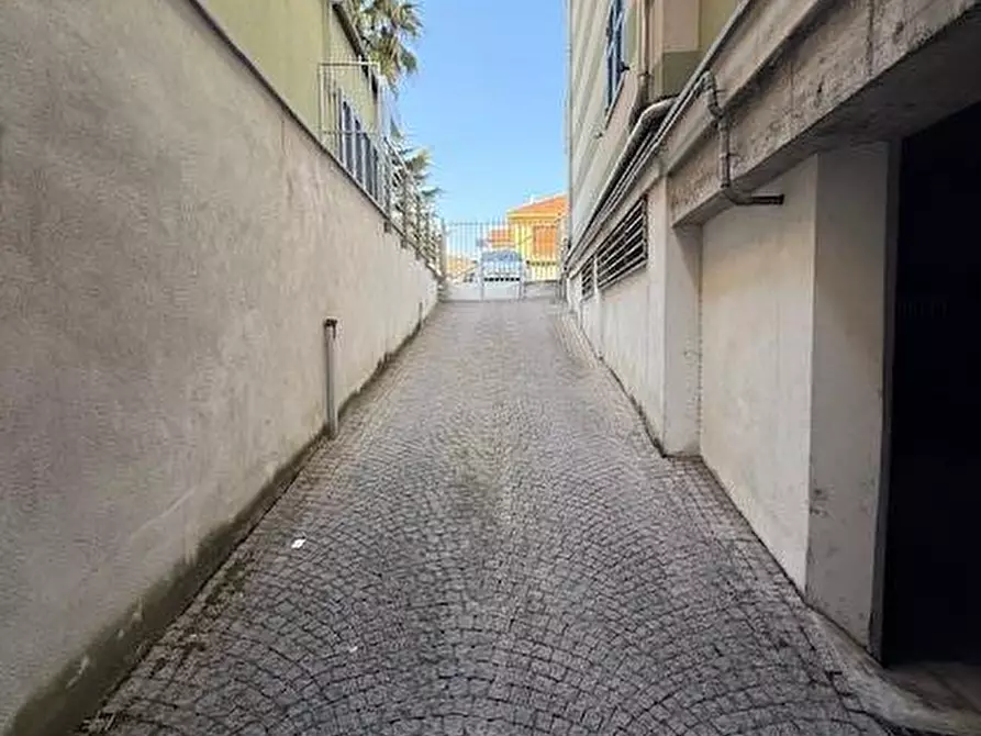 Immagine 10 di Box auto in vendita  a Loano