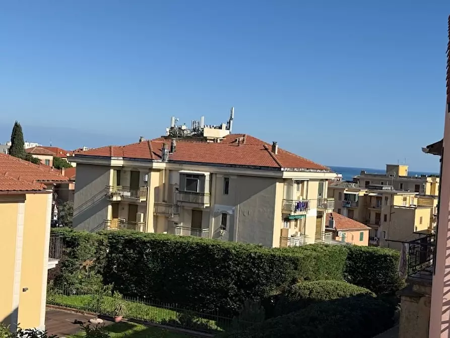 Immagine 15 di Appartamento in vendita  a Spotorno