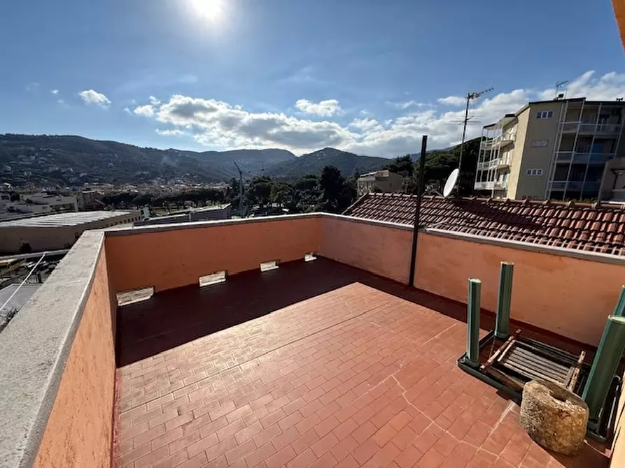 Immagine 17 di Appartamento in vendita  a Spotorno