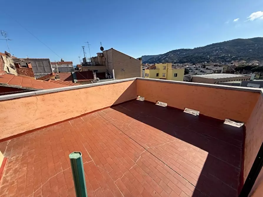 Immagine 18 di Appartamento in vendita  a Spotorno