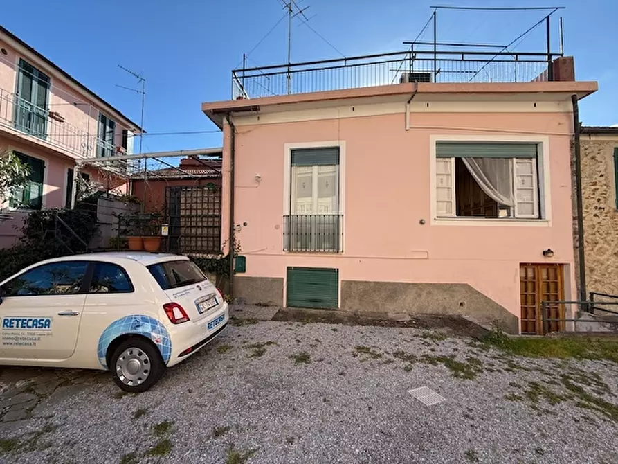 Immagine 25 di Appartamento in vendita  a Spotorno