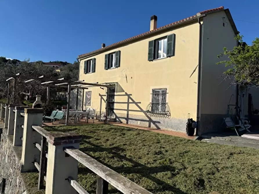 Immagine 2 di Appartamento in vendita  a Spotorno