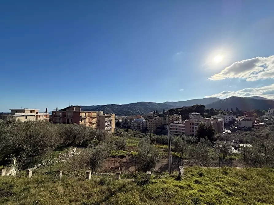 Immagine 10 di Appartamento in vendita  a Spotorno