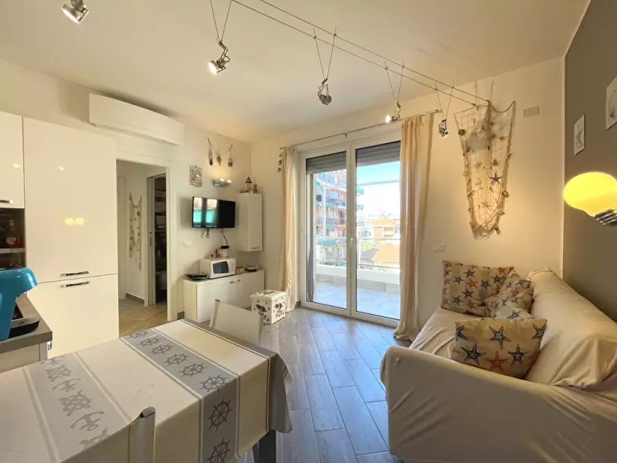 Immagine 3 di Appartamento in vendita  a Borghetto Santo Spirito