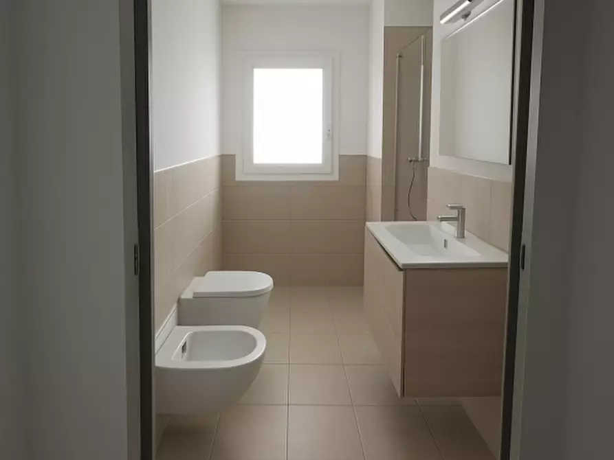 Immagine 12 di Appartamento in vendita  a Loano