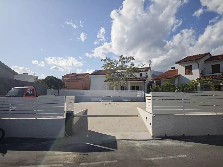 Immagine 1 di Appartamento in vendita  a Loano