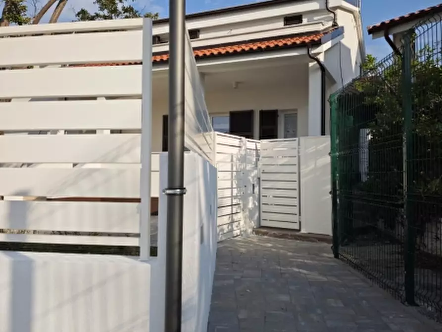 Immagine 6 di Appartamento in vendita  a Loano