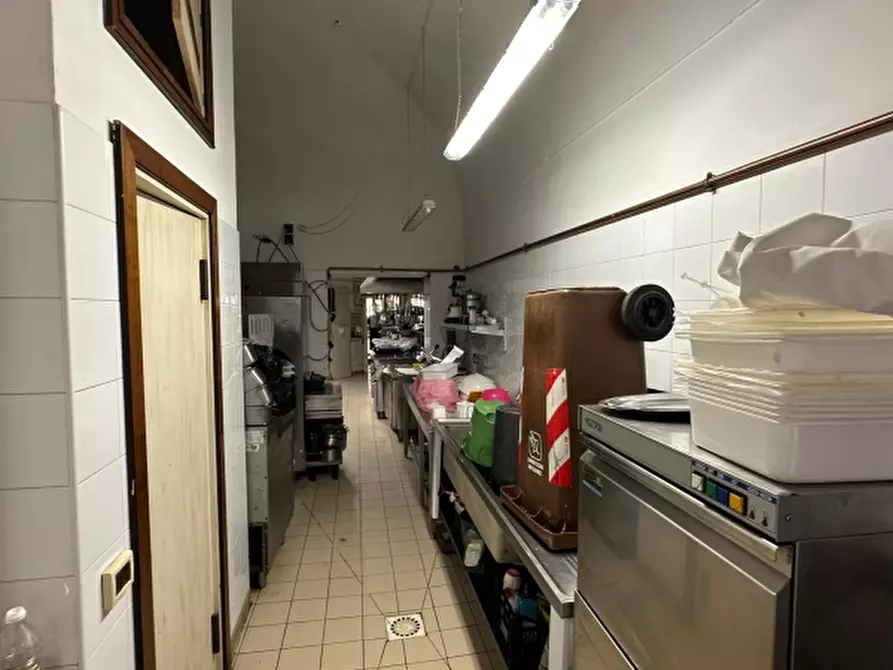 Immagine 23 di Bar / Ristorante in vendita  in CORSO ROMA 20 a Loano