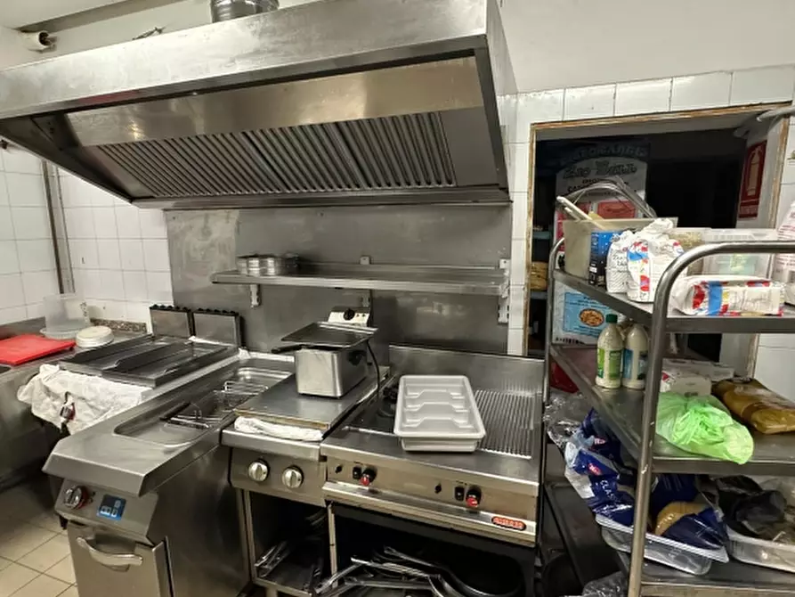 Immagine 8 di Bar / Ristorante in vendita  in CORSO ROMA 20 a Loano