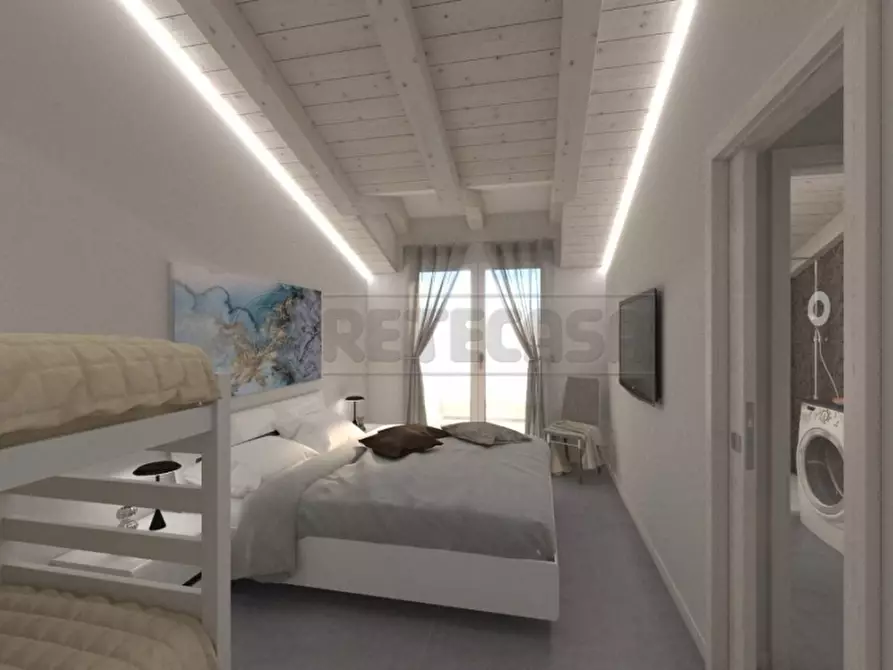 Immagine 14 di Appartamento in vendita  a Loano