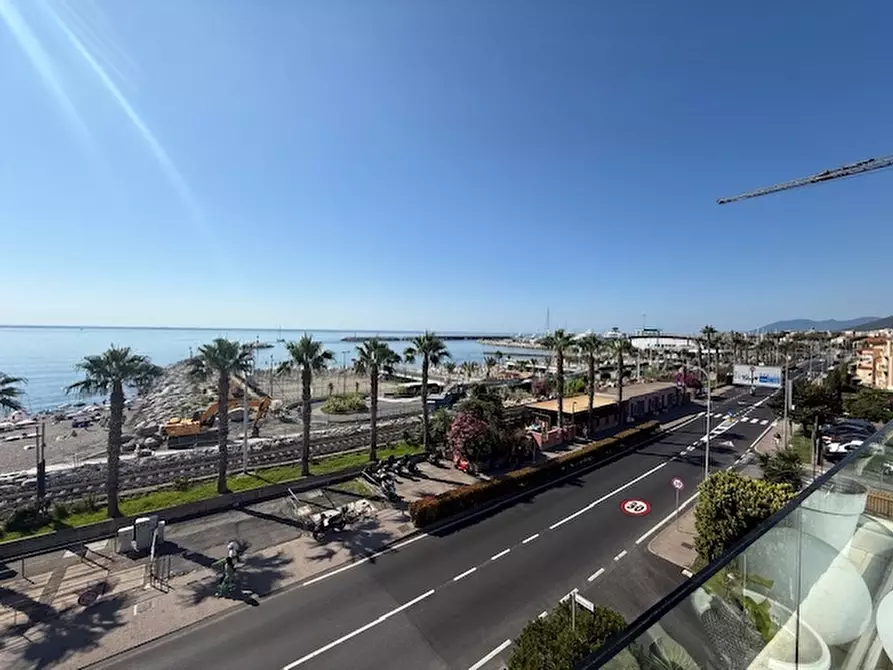 Immagine 20 di Appartamento in vendita  a Loano